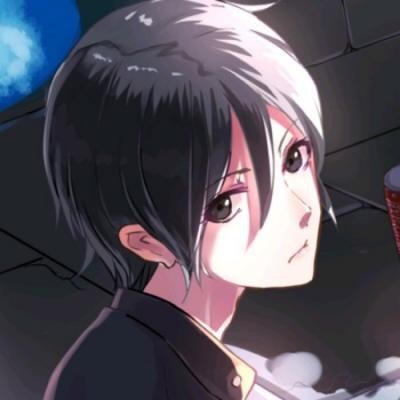 新娘轻拍沙发示意狗狗一起拍全家福